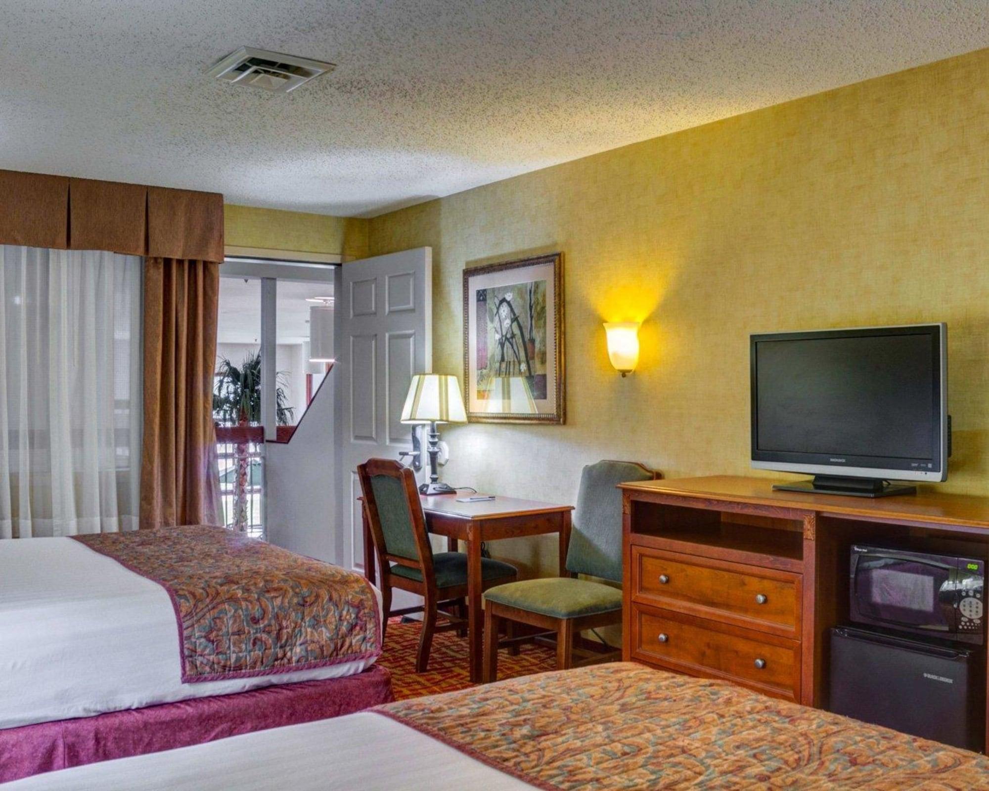 Rodeway Inn Columbia Mall Loop Гранд-Форкс Экстерьер фото