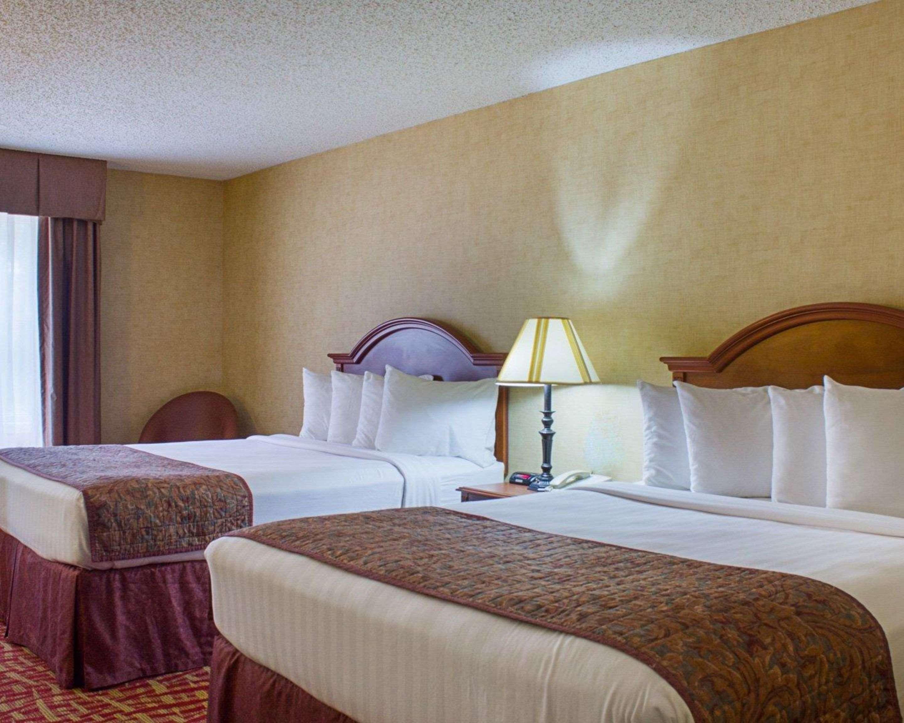 Rodeway Inn Columbia Mall Loop Гранд-Форкс Экстерьер фото