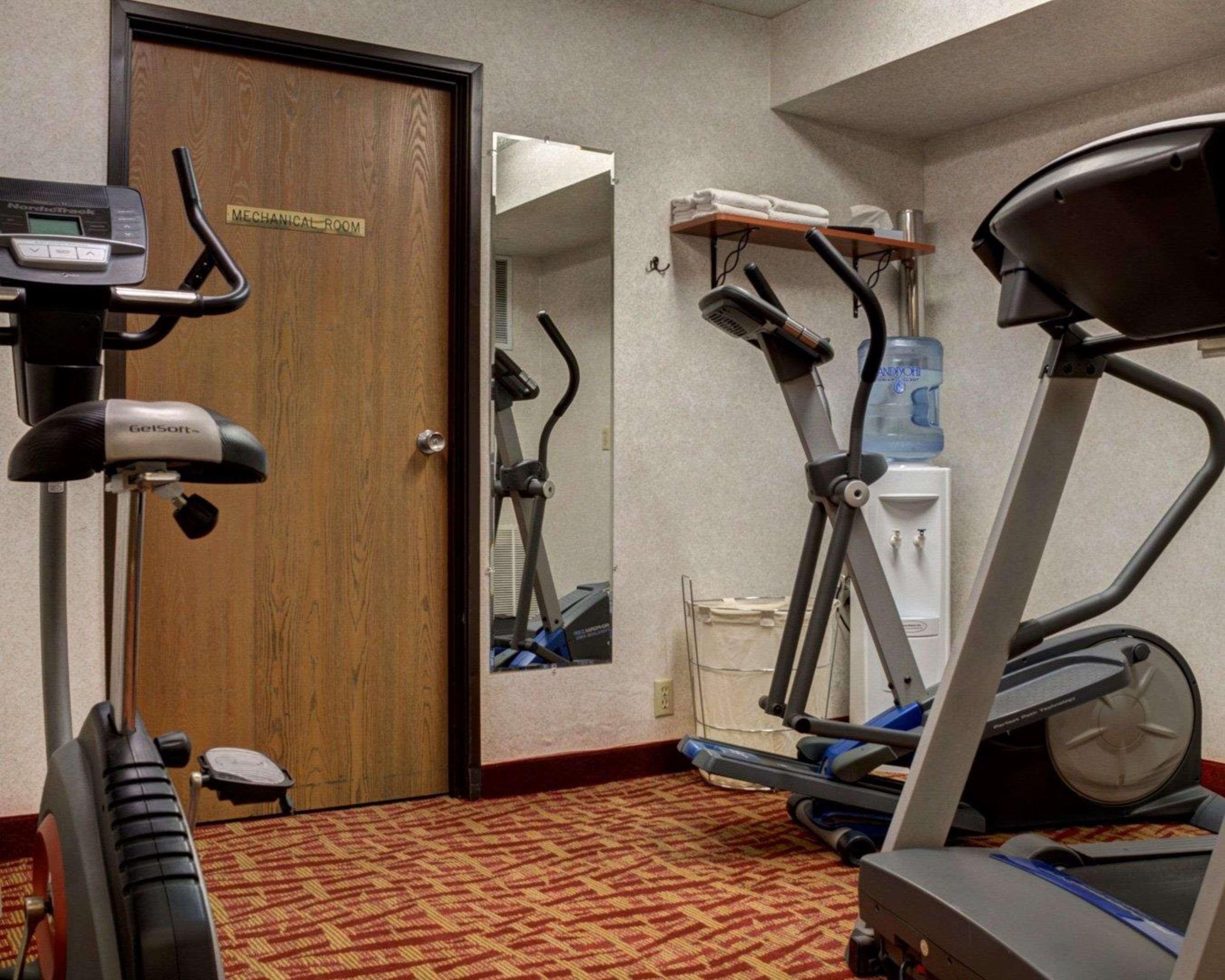 Rodeway Inn Columbia Mall Loop Гранд-Форкс Экстерьер фото