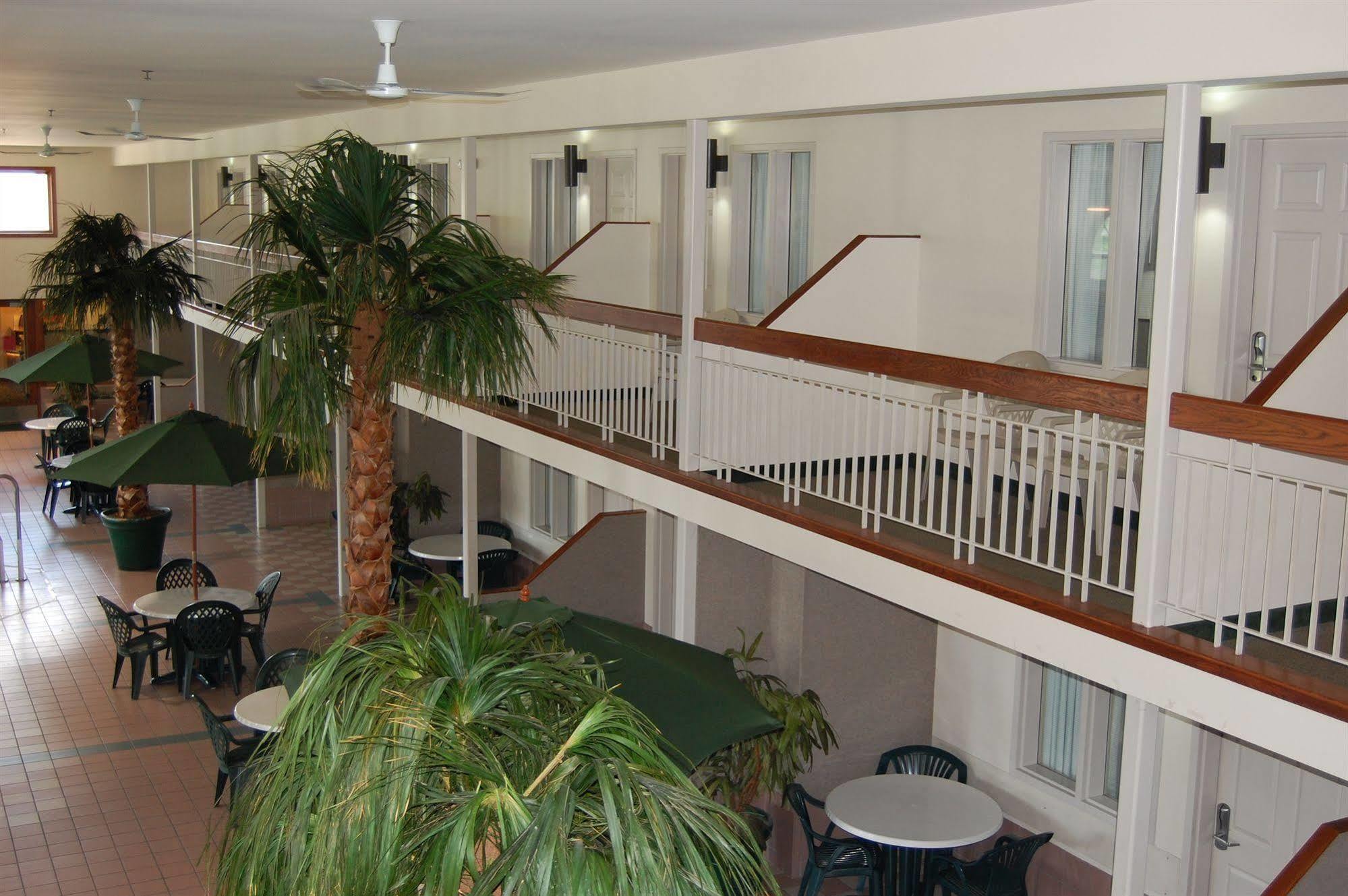 Rodeway Inn Columbia Mall Loop Гранд-Форкс Экстерьер фото